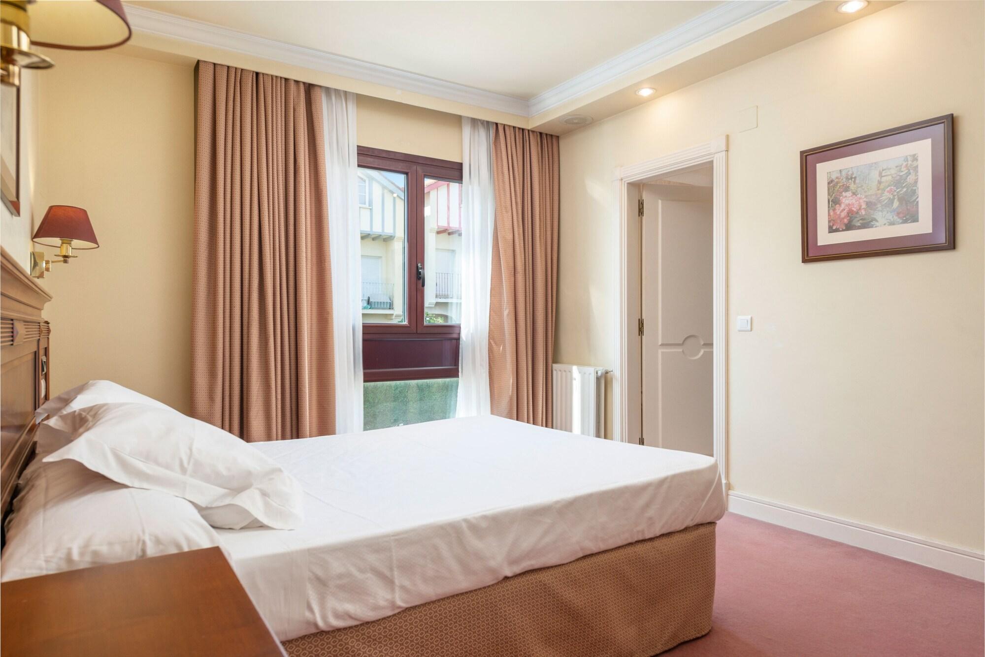 Hospedium Hotel Blu Loiu Ngoại thất bức ảnh