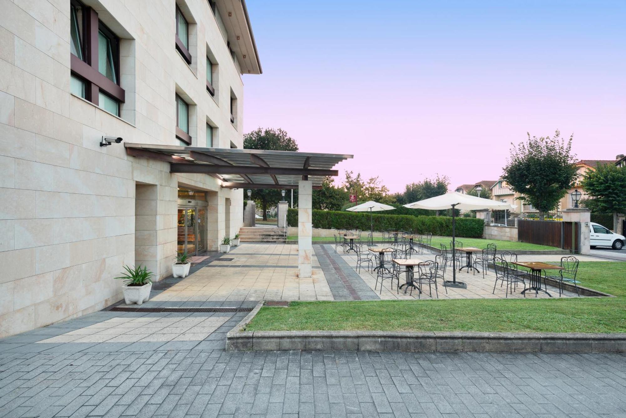 Hospedium Hotel Blu Loiu Ngoại thất bức ảnh