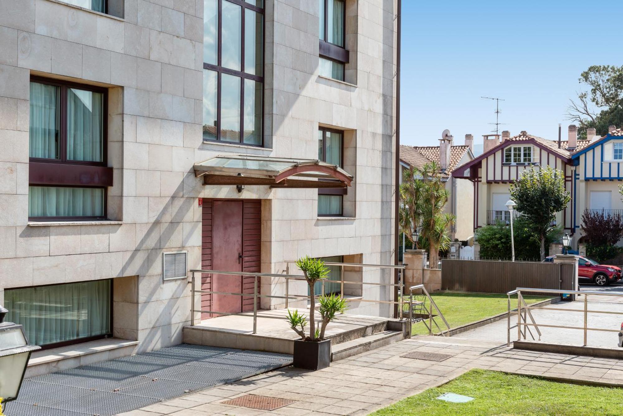 Hospedium Hotel Blu Loiu Ngoại thất bức ảnh
