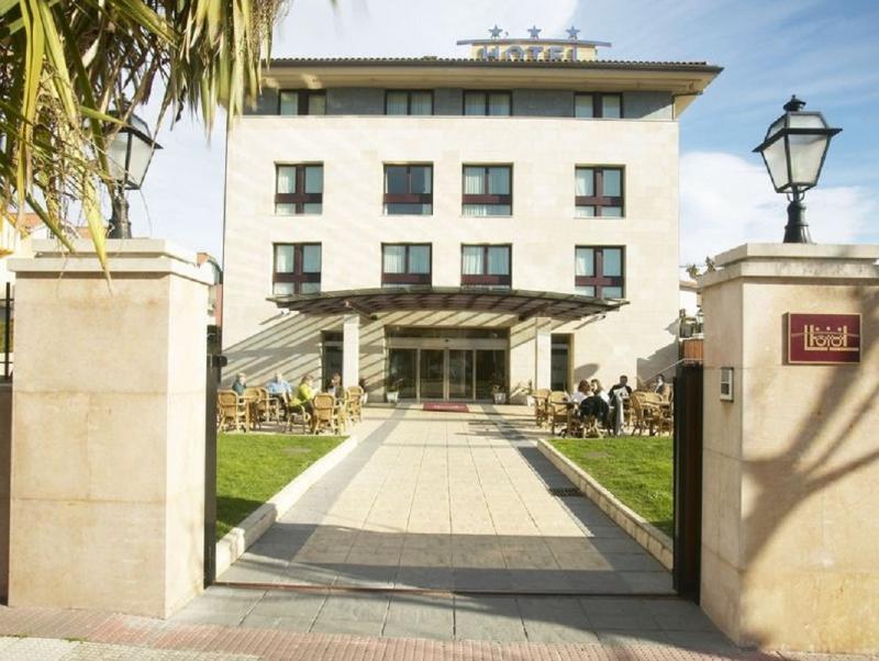 Hospedium Hotel Blu Loiu Ngoại thất bức ảnh