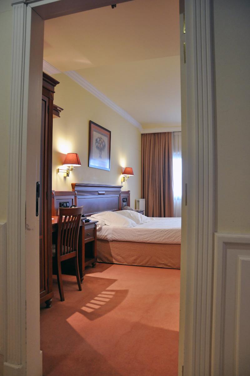 Hospedium Hotel Blu Loiu Ngoại thất bức ảnh