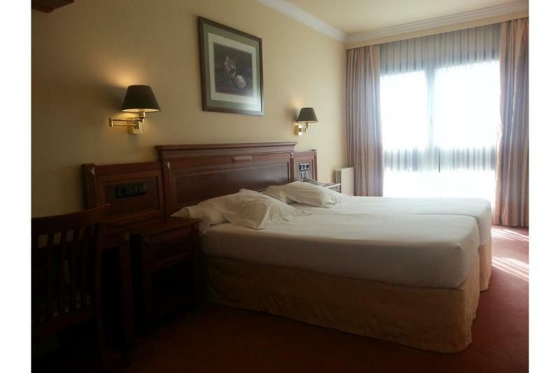 Hospedium Hotel Blu Loiu Ngoại thất bức ảnh