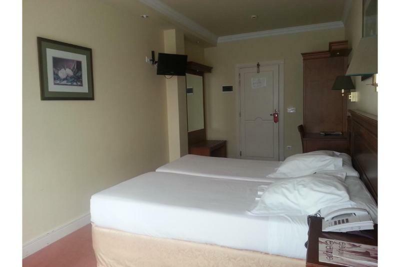 Hospedium Hotel Blu Loiu Ngoại thất bức ảnh